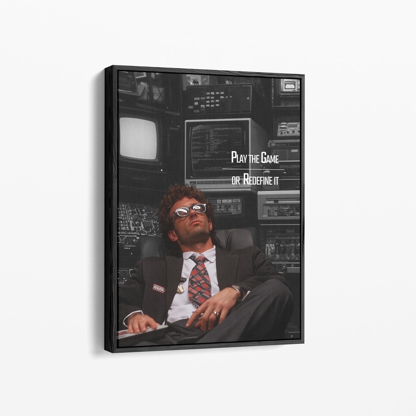 "Play the Game or Redefine It" – Motivationsposter im Retro-Tech-Design