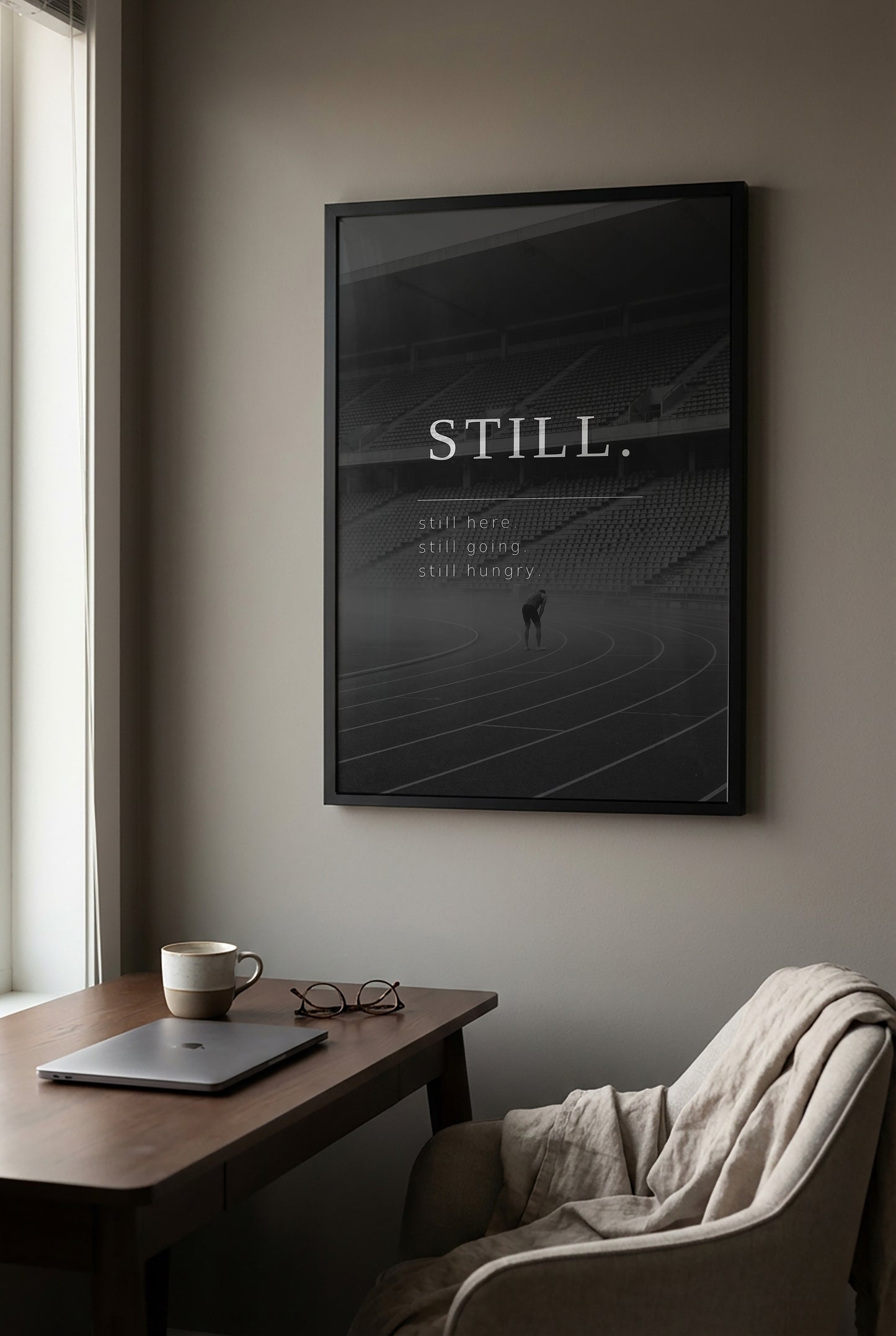 STILL. – Motivation Poster für Läufer | Schwarz-Weiß Wandbild Sport & Mindset