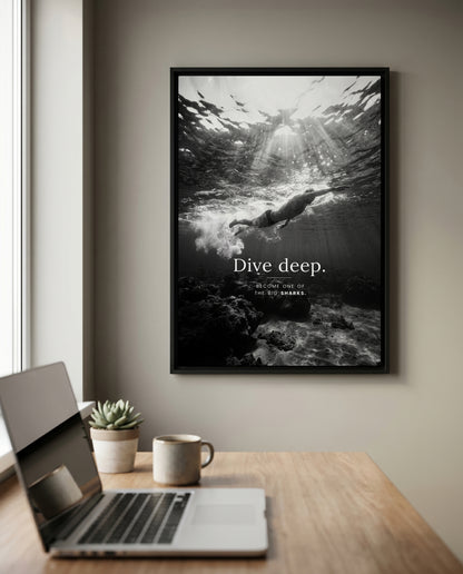 Dive Deep – Schwimmer & Freediving Poster | Schwarz-Weiß Wandbild Mindset
