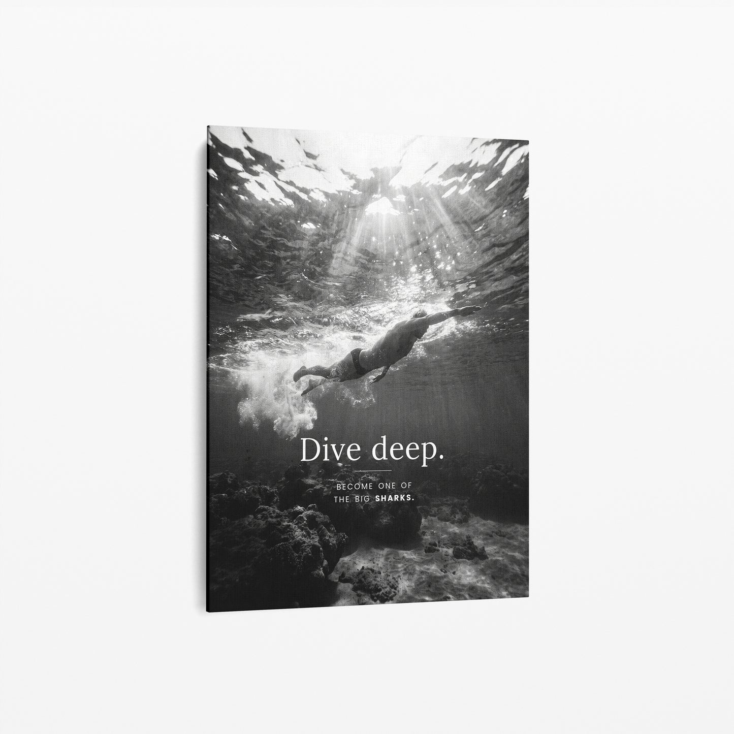 Dive Deep – Schwimmer & Freediving Poster | Schwarz-Weiß Wandbild Mindset