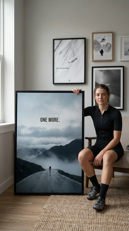 One More. – Rennrad Motivationsposter Berganstieg | canvArt